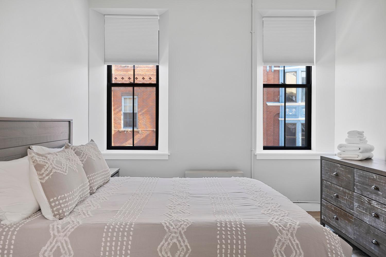 Modern Remodeled Loft In Portlands Iconic Old Port Apartman Kültér fotó